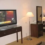 Kashmir Wellness & Adults Only 5* ולינגראד