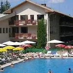 Kashmir Wellness & Adults Only מלון ולינגראד
