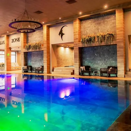 Kashmir Wellness & Adults Only Hotel 5*