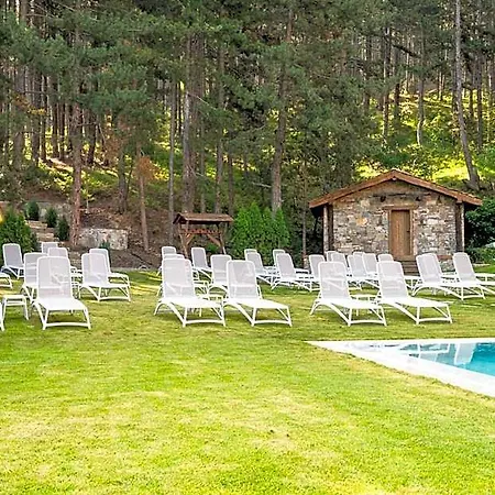 Kashmir Wellness & Adults Only Hotel 5*