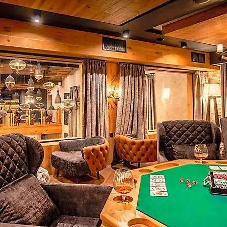 Kashmir Wellness & Adults Only Hotel Velingrado