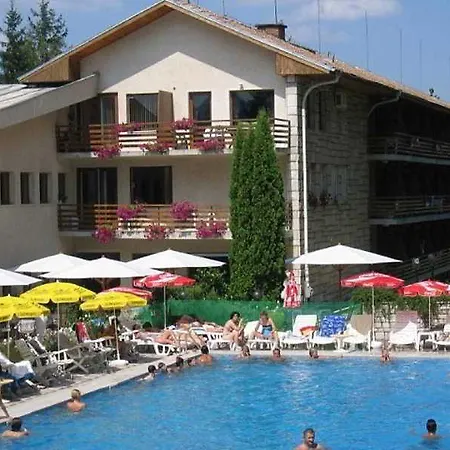 Kashmir Wellness & Adults Only Hotel Velingrado