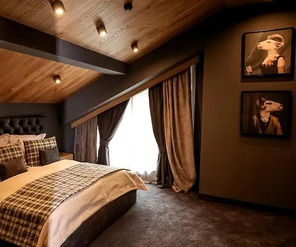 Kashmir Wellness & Adults Only Hotel 5*