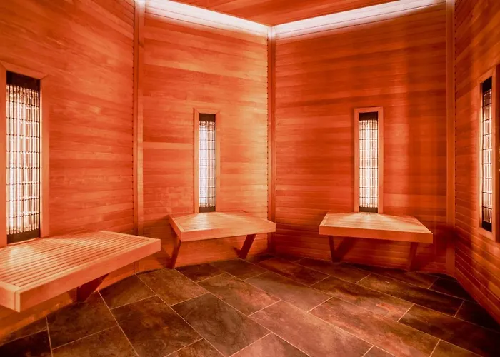 Kashmir Wellness & Adults Only