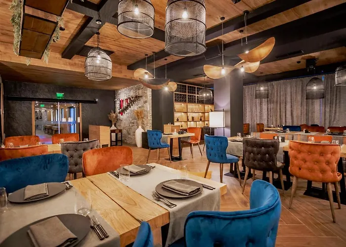 Kashmir Wellness & Adults Only