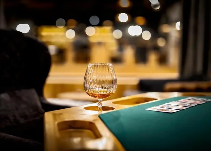 Kashmir Wellness & Adults Only Hotel