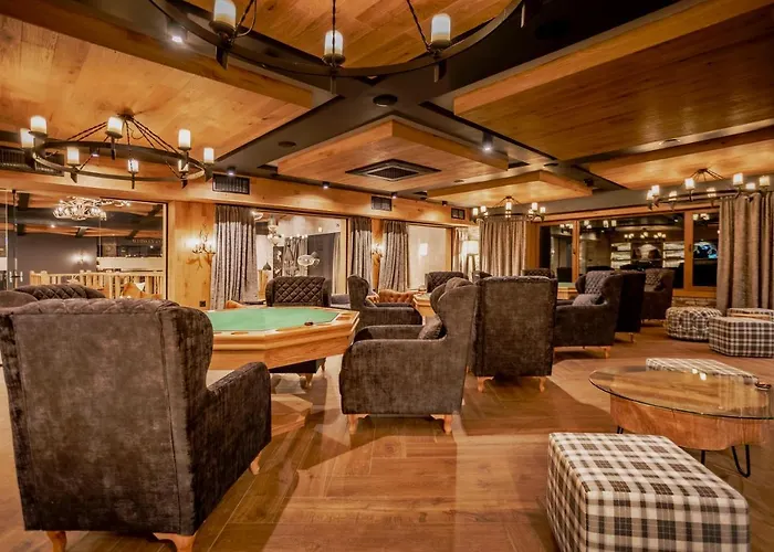 Kashmir Wellness & Adults Only Hotel