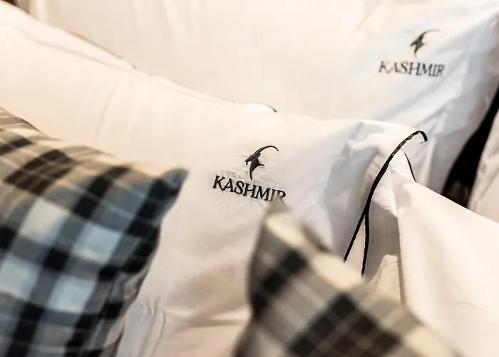 Kashmir Wellness & Adults Only Hotel 5*